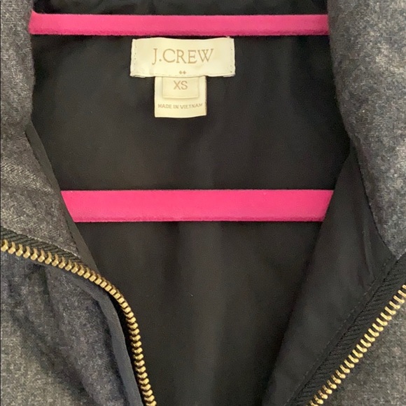 Grey Textured Jcrew Excursion Vest! - Picture 3 of 3